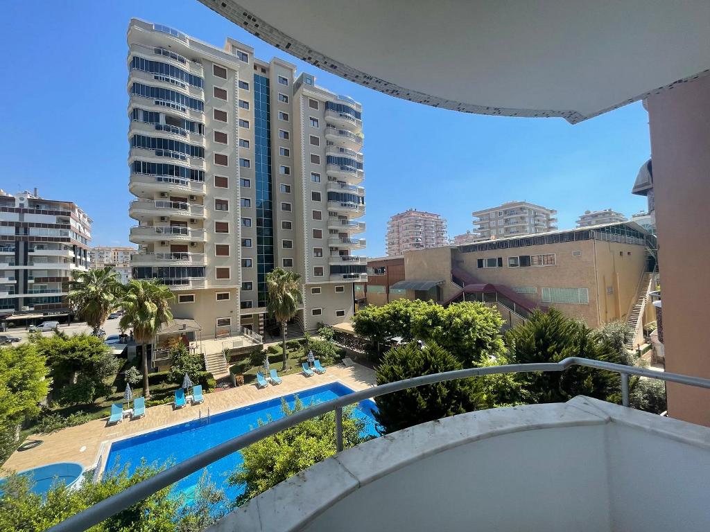 273959ee-7f25-430c-8b4b-1d6f77e96ad1