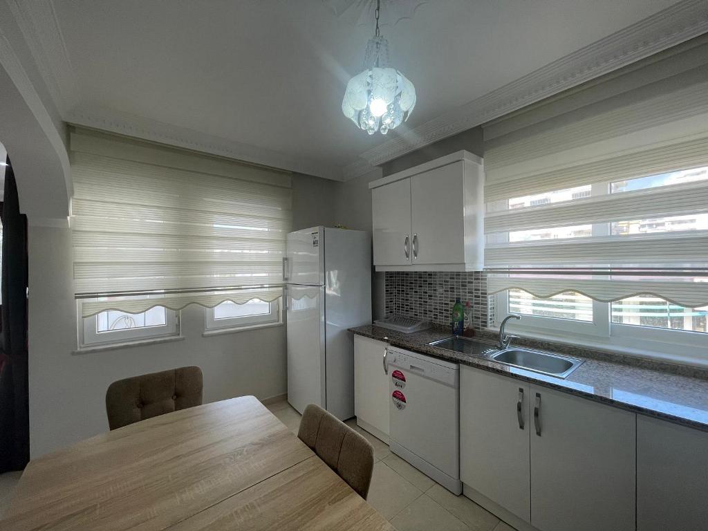 365f9968-4c1d-448d-b14d-83e0c9753025