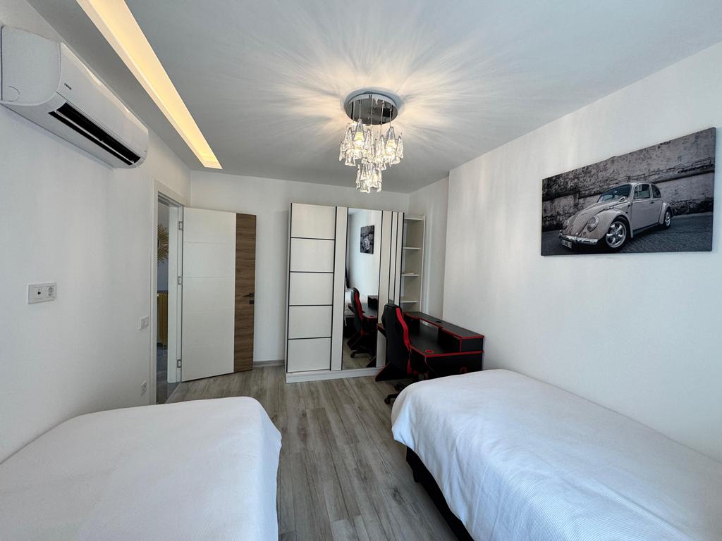 WhatsApp Image 2025-05-21 at 15.34.03