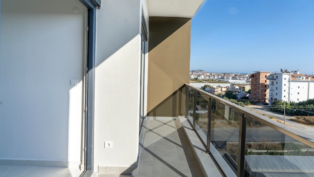 WhatsApp Image 2025-09-17 at 12.57.51 (2)