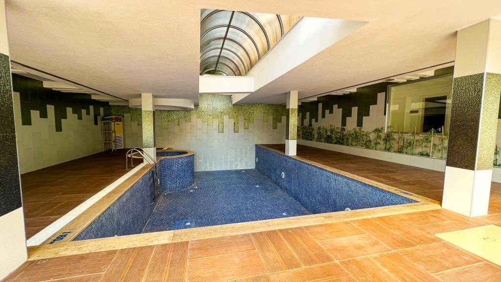 WhatsApp Image 2025-11-25 at 13.50.01 (1)