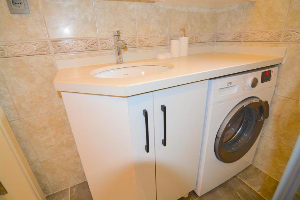 WhatsApp Image 2026-04-05 at 11.40.10 (1)