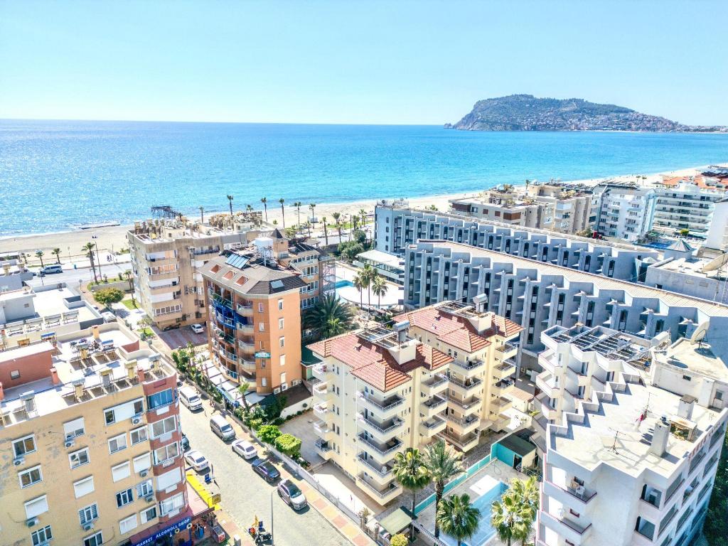 WhatsApp Image 2026-04-05 at 11.57.18 (1)